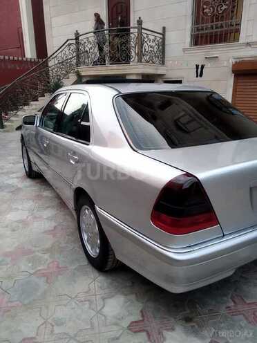 Mercedes C 230 1999, 215,000 km - 2.3 l - Bakı