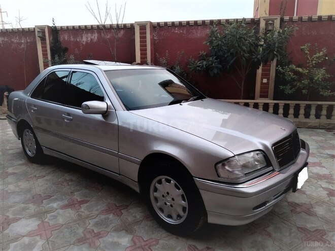Mercedes C 230 1999, 215,000 km - 2.3 l - Bakı
