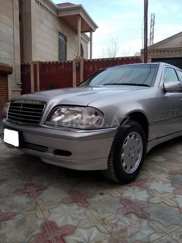 Mercedes C 230 1999, 215,000 km - 2.3 l - Bakı