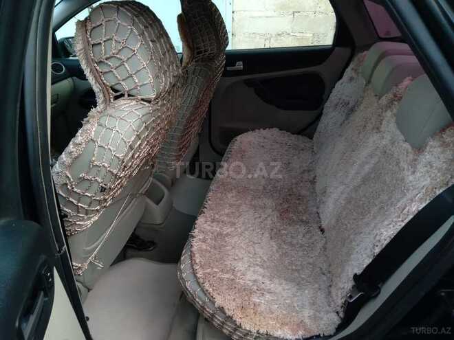 Ford Focus 2005, 260,000 km - 1.6 l - Gəncə