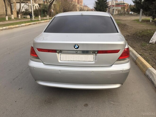 BMW 735 2002, 326,000 km - 3.5 л - Sumqayıt