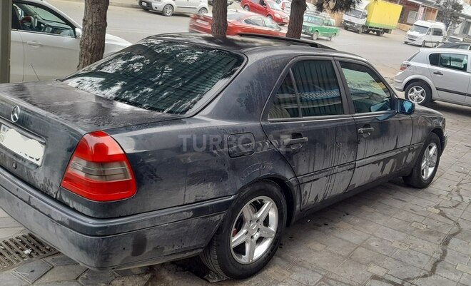 Mercedes C 220 1995, 446,500 km - 2.2 l - Bakı