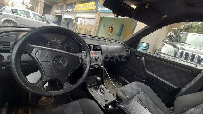 Mercedes C 220 1995, 446,500 km - 2.2 l - Bakı