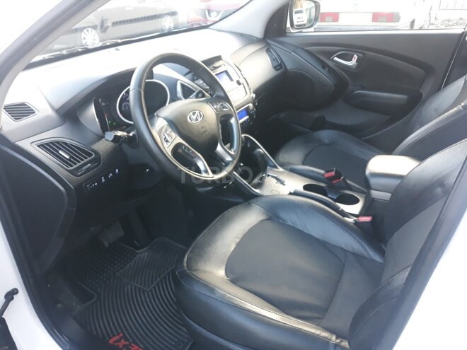 Hyundai ix35 2013, 166,000 km - 2.0 l - Bakı