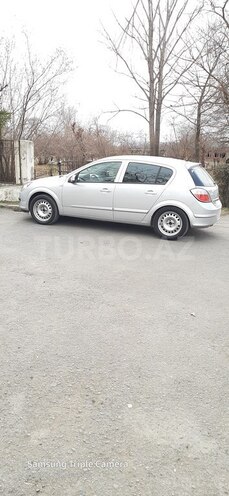 Opel Astra 2006, 296,543 km - 1.4 л - Zaqatala
