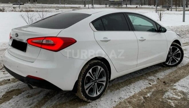 Kia Cerato 2013, 163,000 km - 1.6 l - Qusar