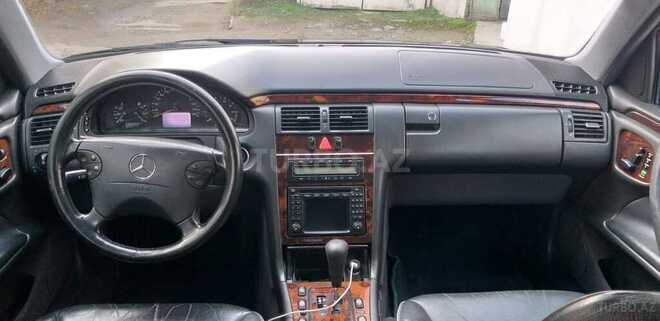 Mercedes E 240 2000, 185,400 km - 2.6 л - Bakı