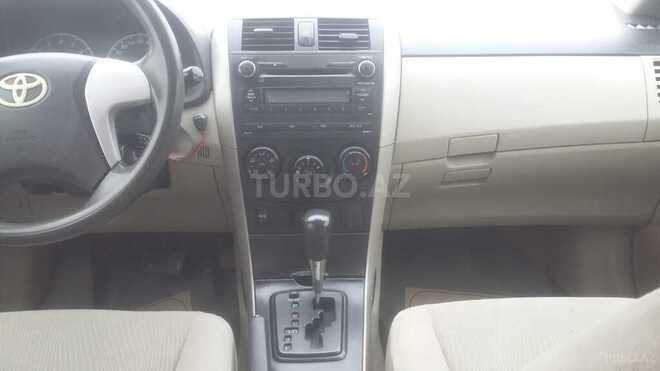 Toyota Corolla 2012, 168,000 km - 1.8 л - Gəncə