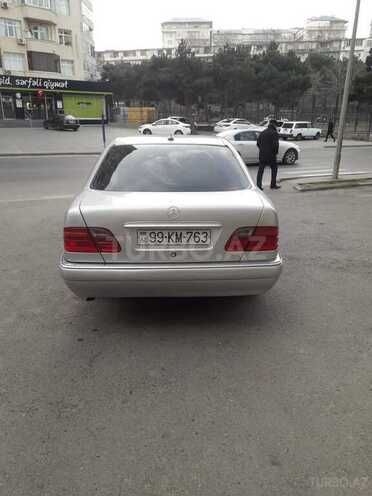 Mercedes E 230 1997, 370,000 km - 2.3 l - Bakı