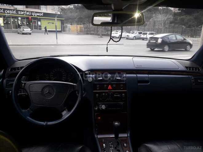 Mercedes E 230 1997, 370,000 km - 2.3 l - Bakı