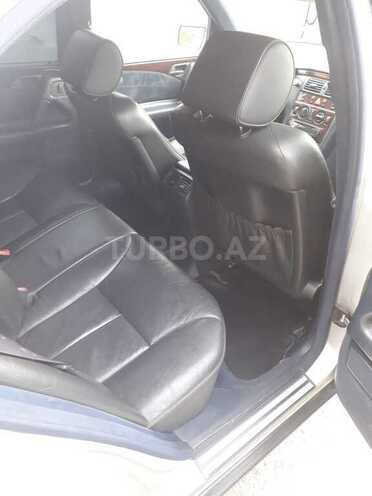 Mercedes E 230 1997, 370,000 km - 2.3 l - Bakı