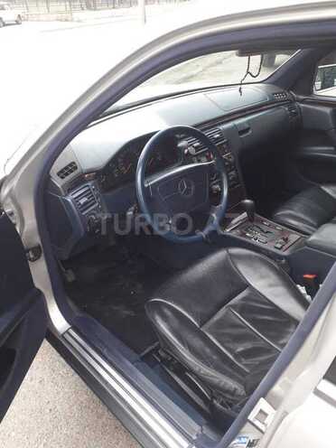Mercedes E 230 1997, 370,000 km - 2.3 l - Bakı