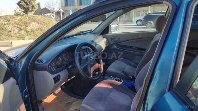 Nissan Sunny 2001, 230,000 km - 1.6 l - Bakı