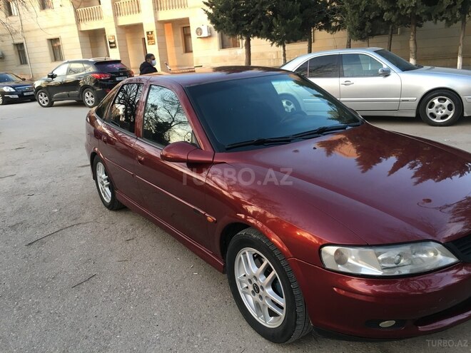 Opel Vectra 1999, 258,400 km - 2.0 l - Sumqayıt