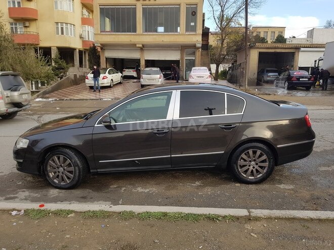 Volkswagen Passat 2006, 270,000 km - 2.0 l - Bakı