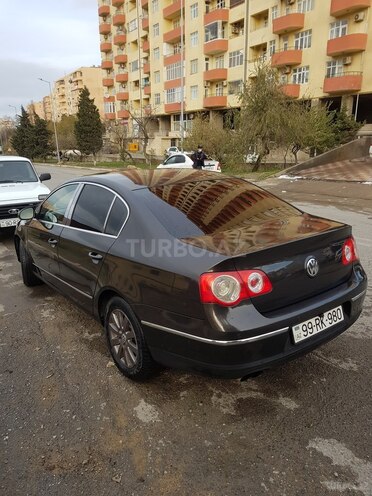 Volkswagen Passat 2006, 270,000 km - 2.0 l - Bakı