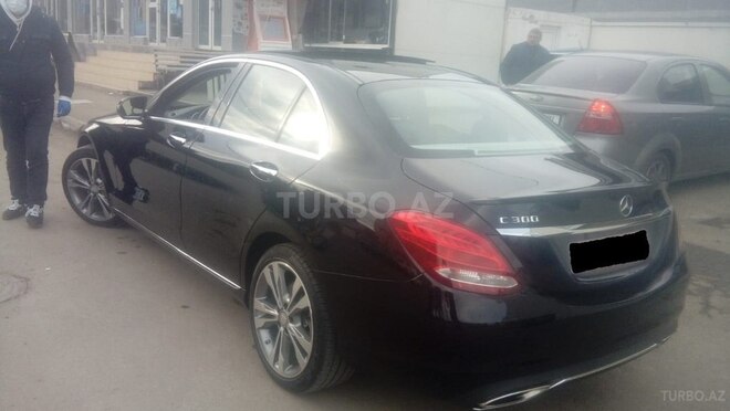 Mercedes C 300 2015, 68,500 km - 2.0 l - Bakı