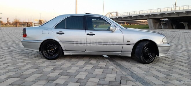 Mercedes C 180 1998, 324,589 km - 1.8 l - Bakı