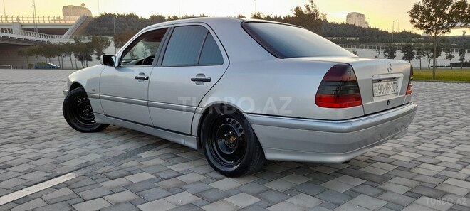 Mercedes C 180 1998, 324,589 km - 1.8 l - Bakı