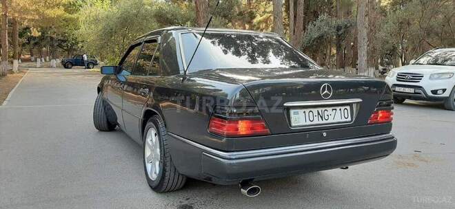 Mercedes E 200 1994, 450,000 km - 2.0 l - Bakı