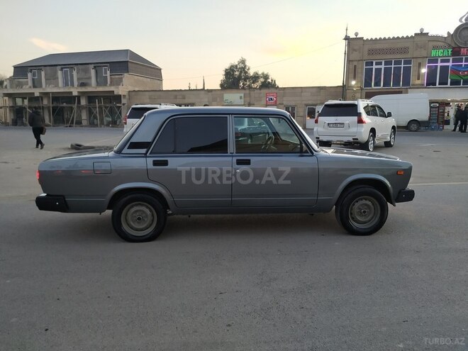 LADA (VAZ) 2107 2011, 78,900 km - 1.6 l - Salyan