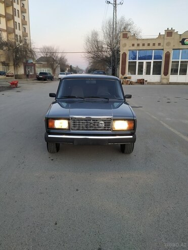 LADA (VAZ) 2107 2011, 78,900 km - 1.6 l - Salyan