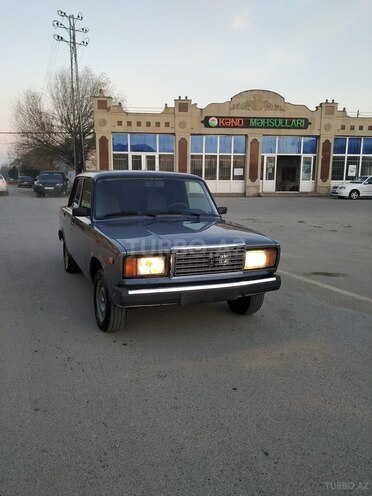 LADA (VAZ) 2107 2011, 78,900 km - 1.6 l - Salyan