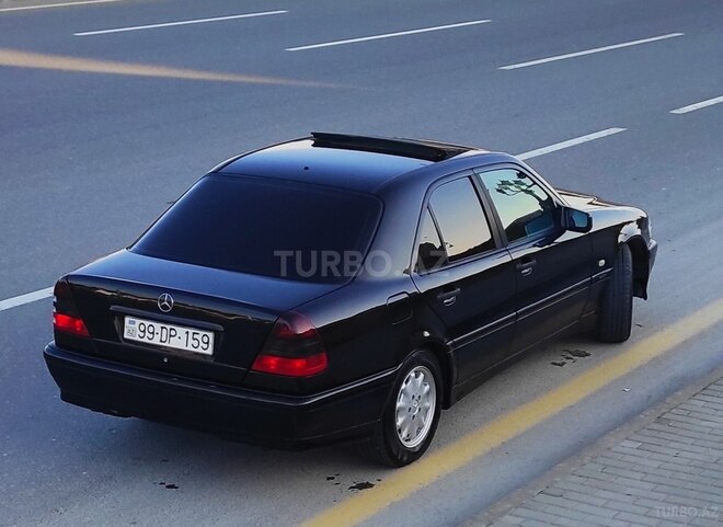 Mercedes C 220 2000, 350,000 km - 2.2 л - Bakı