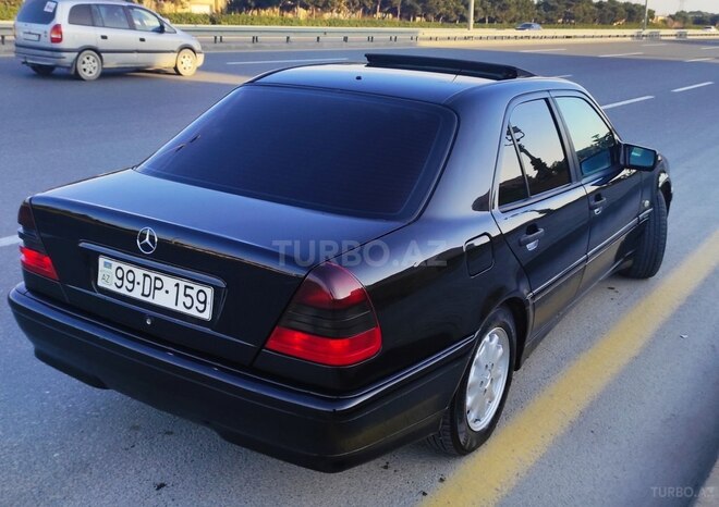 Mercedes C 220 2000, 350,000 km - 2.2 л - Bakı