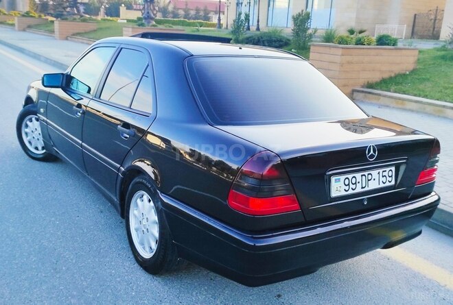 Mercedes C 220 2000, 350,000 km - 2.2 л - Bakı