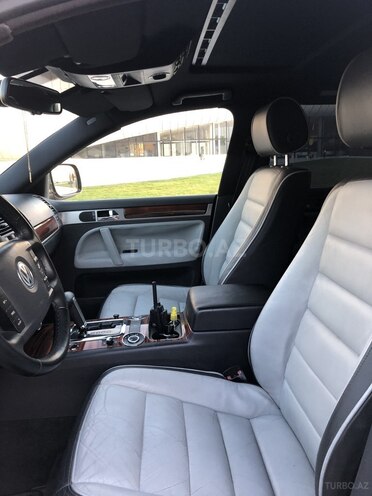 Volkswagen Touareg 2006, 176,000 km - 4.2 л - Bakı