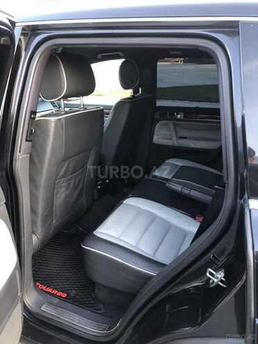 Volkswagen Touareg 2006, 176,000 km - 4.2 л - Bakı