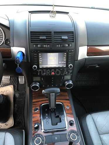 Volkswagen Touareg 2006, 176,000 km - 4.2 л - Bakı