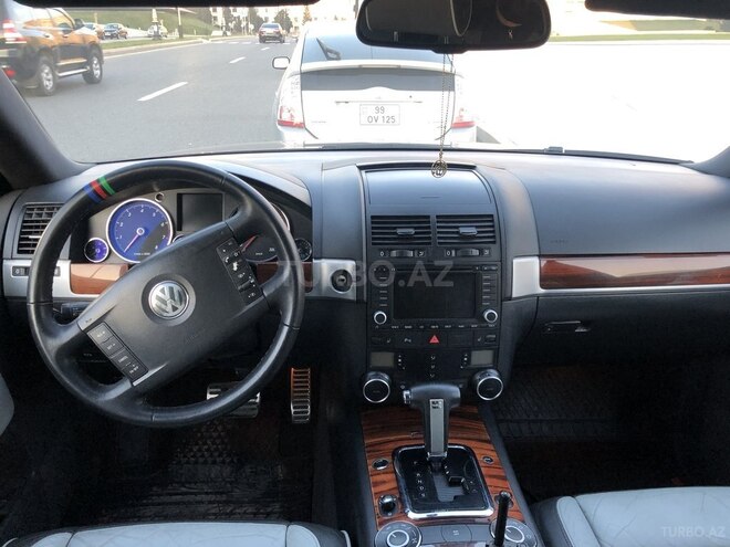 Volkswagen Touareg 2006, 176,000 km - 4.2 л - Bakı
