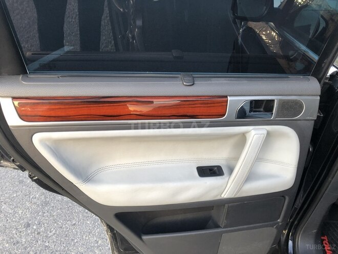 Volkswagen Touareg 2006, 176,000 km - 4.2 л - Bakı