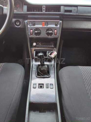 Mercedes E 260 1990, 476,000 km - 2.6 l - Bakı
