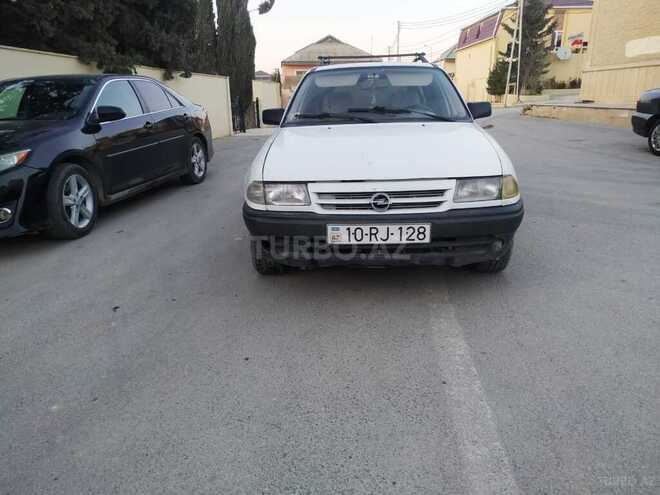 Opel Astra 1994, 325,400 km - 1.4 l - Bakı