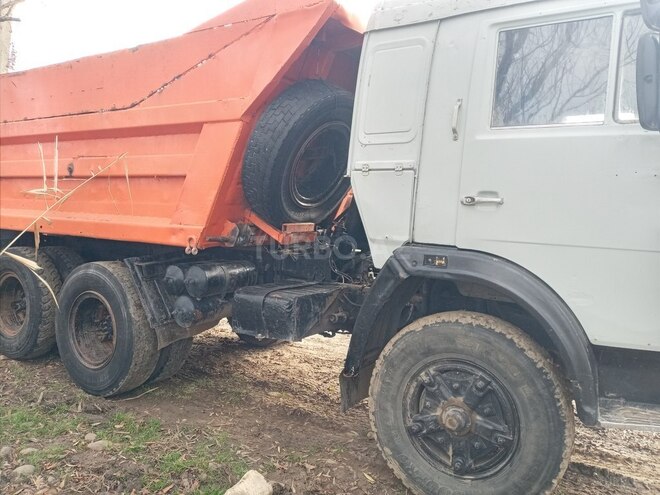 KamAz 55111 1988, 300,000 km - 11.0 l - Masallı