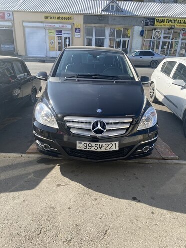 Mercedes B 180 2010, 47,700 km - 1.7 л - Bakı