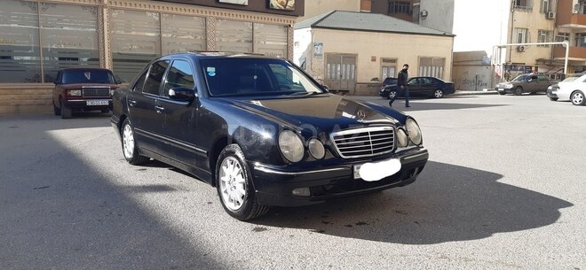 Mercedes E 320 2000, 250,000 km - 3.2 л - Xırdalan
