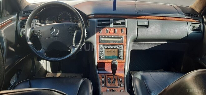 Mercedes E 320 2000, 250,000 km - 3.2 л - Xırdalan