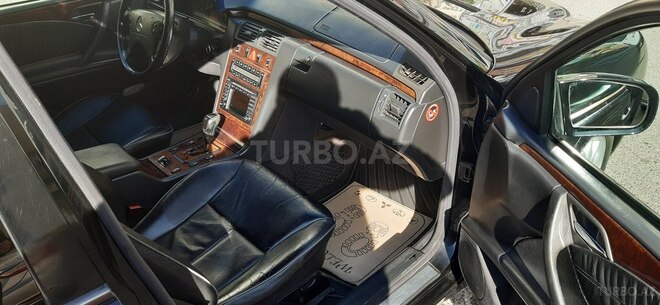 Mercedes E 320 2000, 250,000 km - 3.2 л - Xırdalan