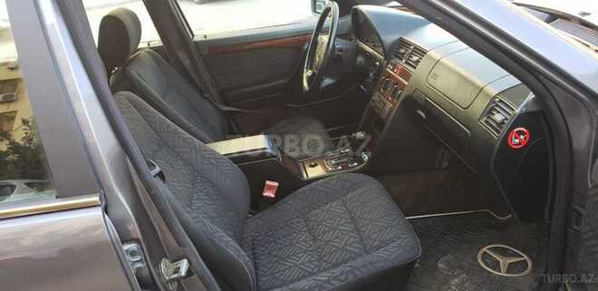 Mercedes C 200 1995, 262,000 km - 2.0 л - Bakı
