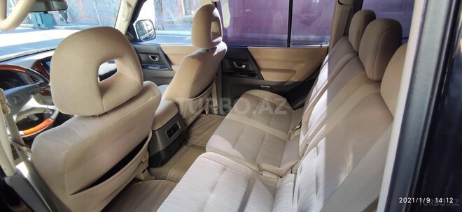 Mitsubishi Pajero 2005, 104,000 km - 3.0 л - Qax