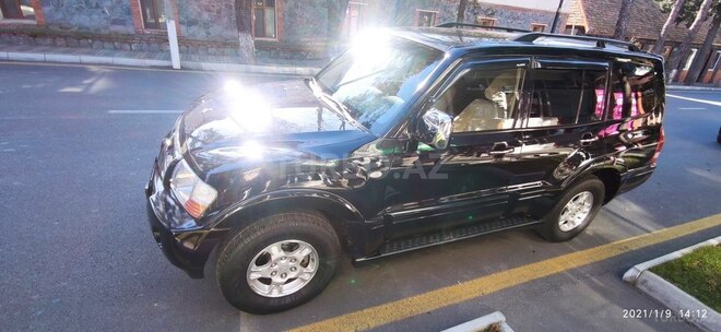 Mitsubishi Pajero 2005, 104,000 km - 3.0 л - Qax