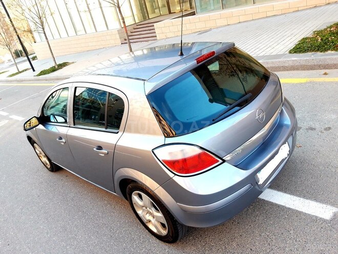 Opel Astra 2006, 199,853 km - 1.3 l - Bakı