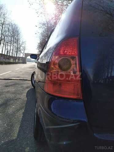 Toyota Corolla 2006, 223,000 km - 1.4 л - Bakı