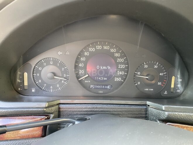Mercedes E 270 2003, 294,500 km - 2.7 l - Bakı