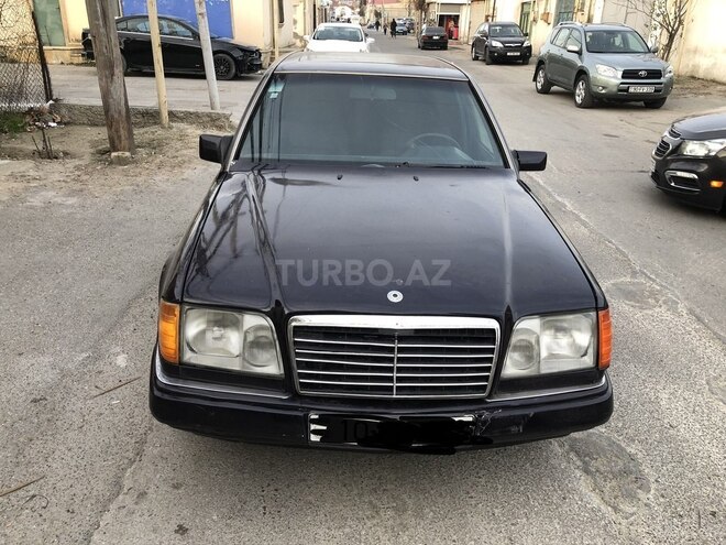 Mercedes E 220 1995, 430,000 km - 2.2 l - Bakı