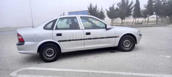 Opel Vectra 1997, 156,000 km - 1.6 l - Sumqayıt